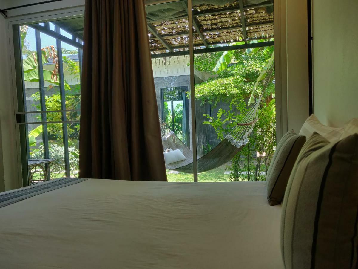 Coco Coozy Apartment Kanchanaburi Bagian luar foto
