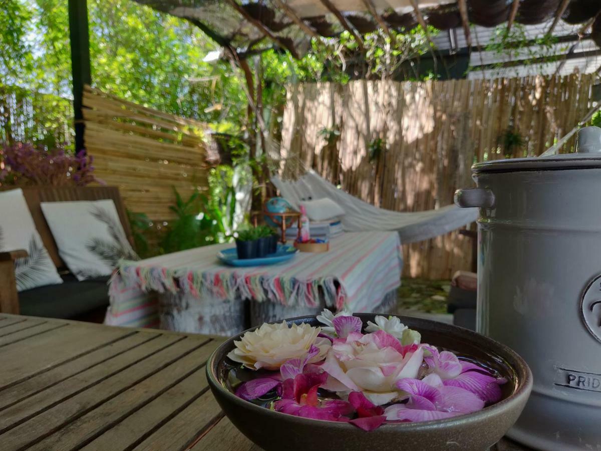 Coco Coozy Apartment Kanchanaburi Bagian luar foto