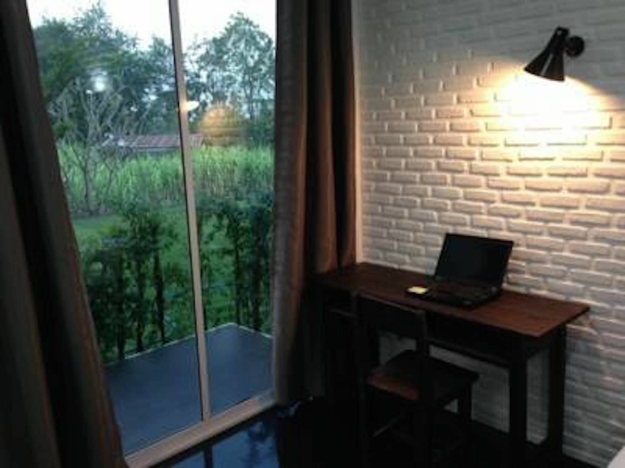 Coco Coozy Apartment Kanchanaburi Bagian luar foto